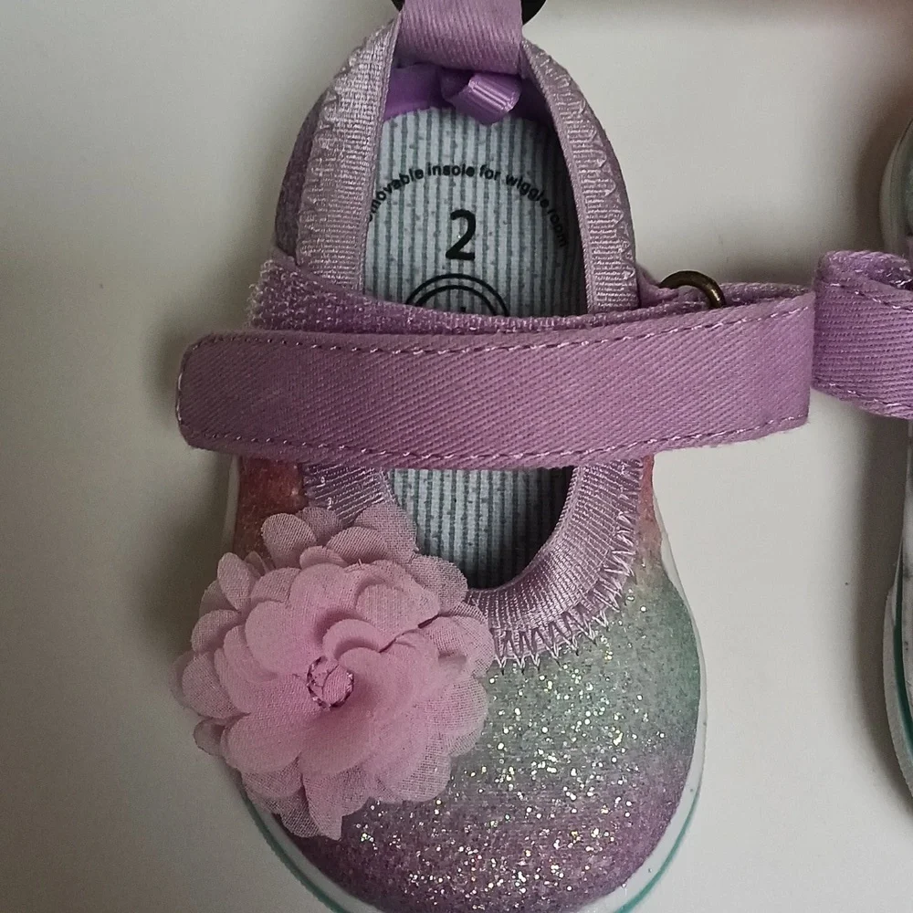 NWT Wonder Nation Infant Shoes Easy On/Off Non Marking Outsole Size 2